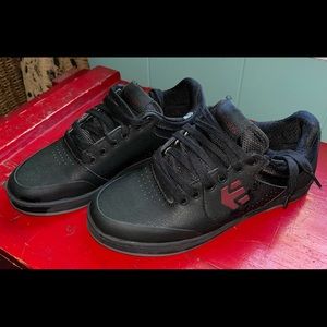 Etnies mens marana crank